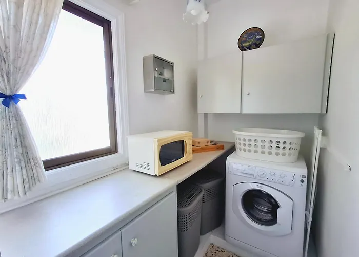 Grandma's House * Liopetri