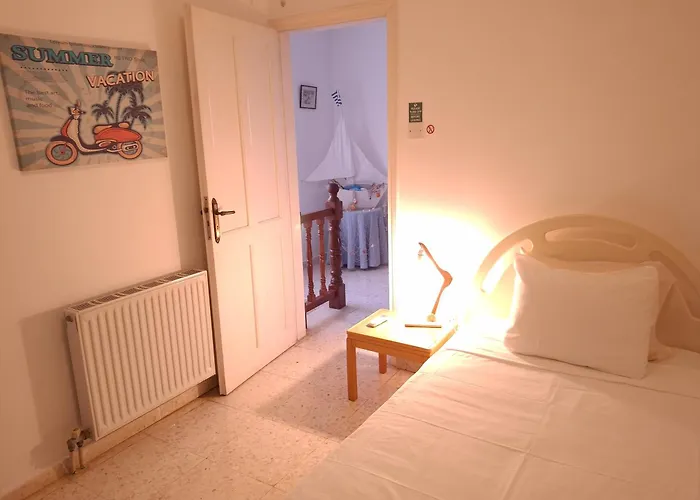 Grandma's House * Liopetri