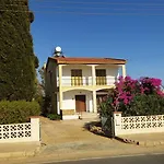 Grandma's House Holiday home