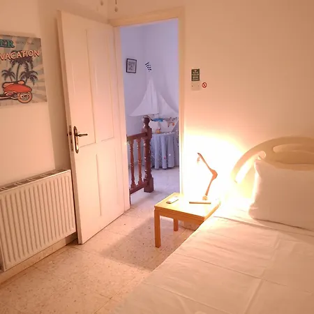 Grandma's House * Liopetri