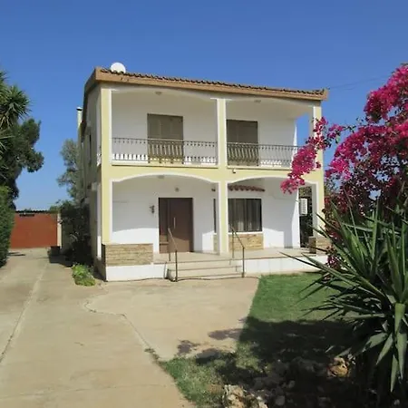 Grandma's House בית נופש Liopetri